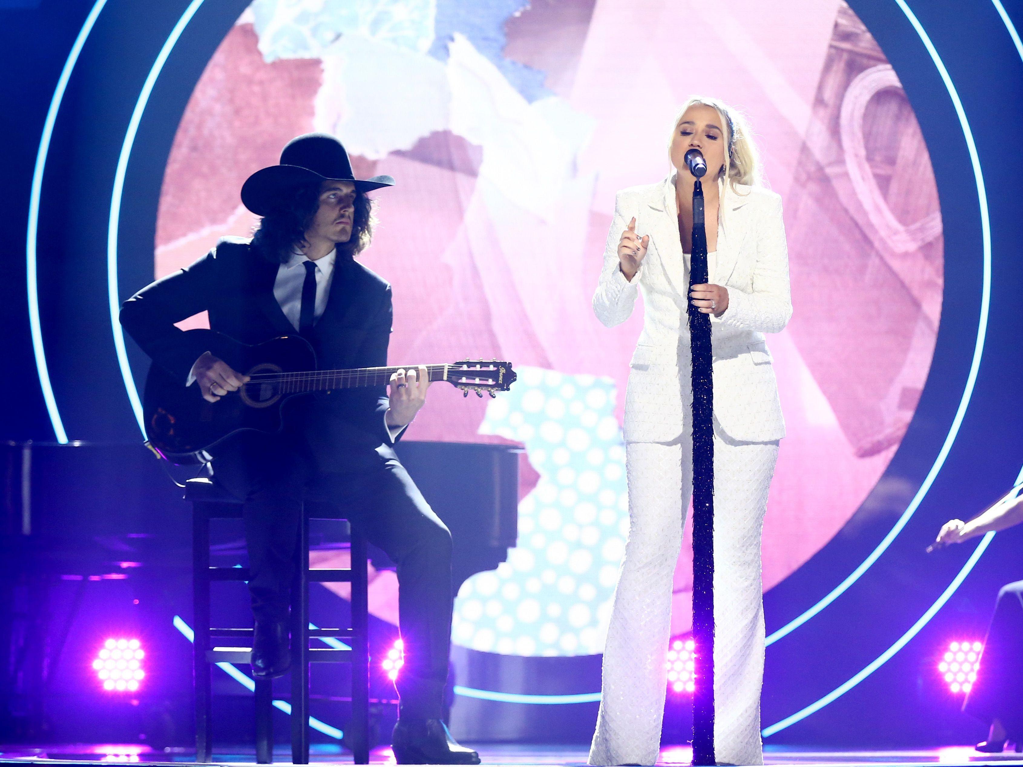 2021 CMT Artists Of The Year honoree Gabby Barrett performing "The Good Ones" LIVE with husband Cade Foehner on guitar
