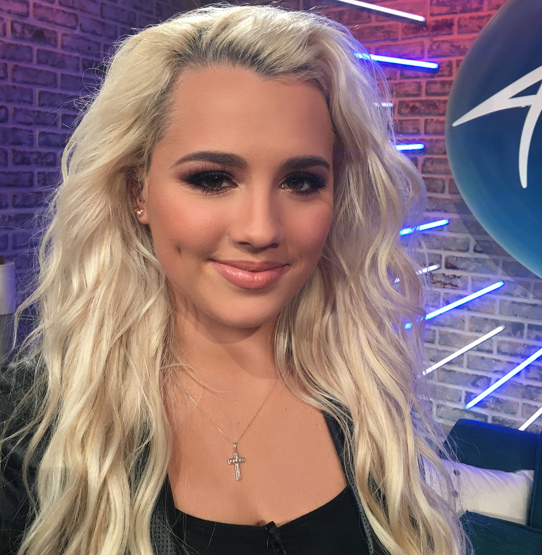 Gabby Barrett backstage at American Idol on May 20, 2018.
Photo credit: Gina Ghiglieri

